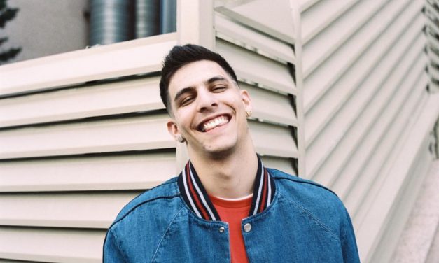 ENTREVISTA | Danny Romero: «Menos Mal está haciendo que las canciones del disco sigan sonando»