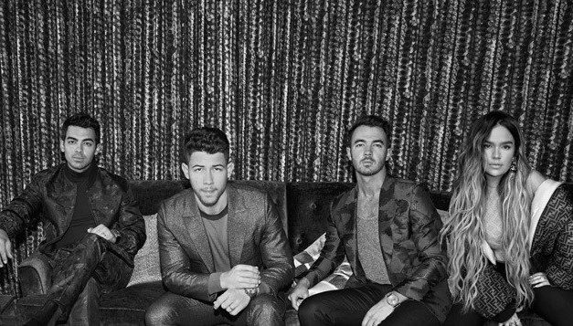 Jonas Brothers lanzan nuevo single: «X» junto a Karol G