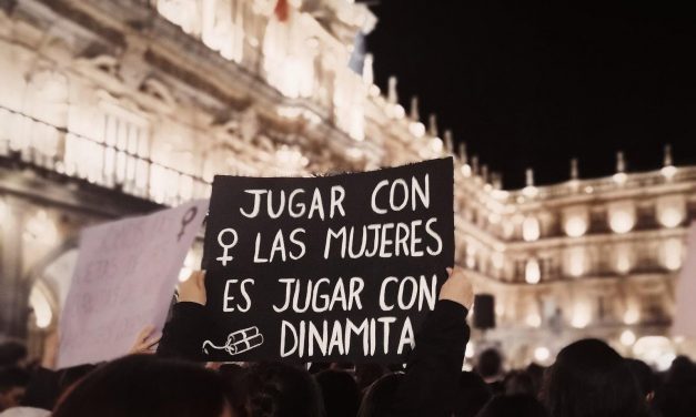 «Jugar con las mujeres es jugar con dinamita»: seis artistas femeninas que quizá no conocías