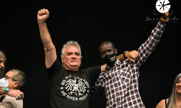 GALERÍA DE FOTOS | Presentación de la plataforma ‘Rock contra el fascismo’