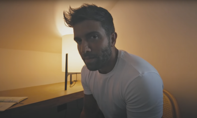 Pablo Alborán sorprende con el videoclip de ‘No está en tus planes’