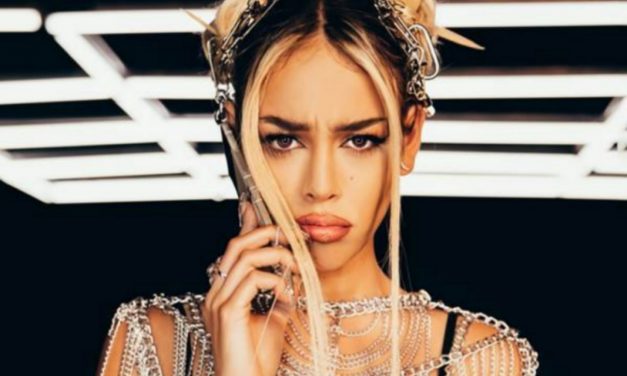 Danna Paola se pone ‘Kaprichosa’ en su nuevo temazo