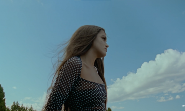 Amaia regresa con ‘Yo invito’, el inicio de una nueva era y la carta de presentación de su próximo disco