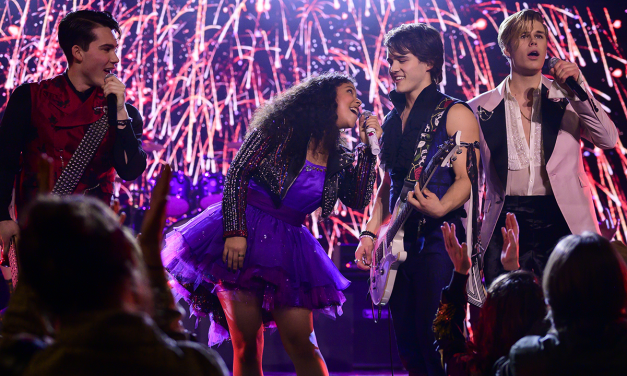 «Julie and The Phantoms» cancelada: despedimos la dulzura de Netflix