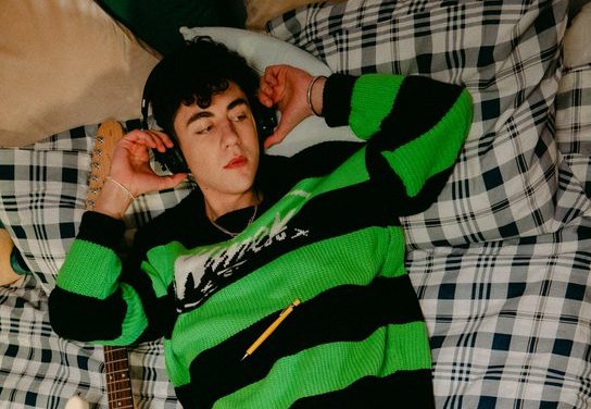Marmi, supérheroe del amor en ‘Más Rico Que El Banco’