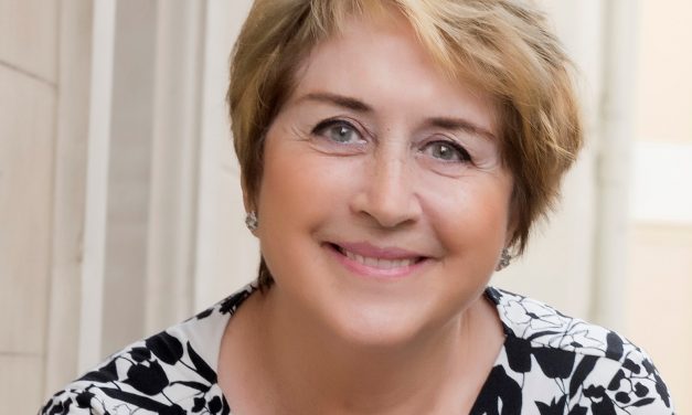 ENTREVISTA | Gemma Lienas: «Hay que mirar a la vida de cara, vivirla al máximo y con la mejor de las sonrisas»