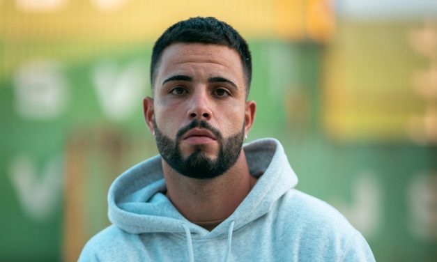 ENTREVISTA | Llvna: «En mis temas intentento representar lo que siento al 100%»