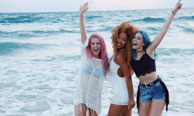 Sweet California celebra una década de música y girl power