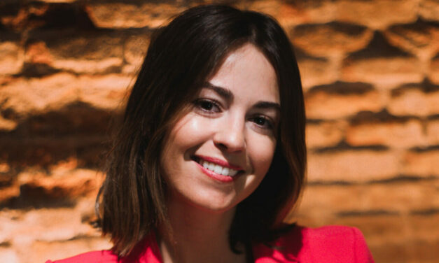 Entrevista | Sofía Ellar: «Me gusta que las personas crean que mis canciones están escritas para contar sus propias historias»