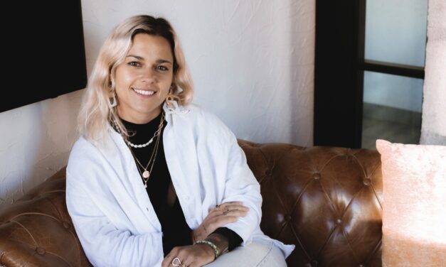 Entrevista | Yoly Saa: “Espero disfrutar la experiencia del Benidorm Fest y que sea un pasito más en mi carrera”