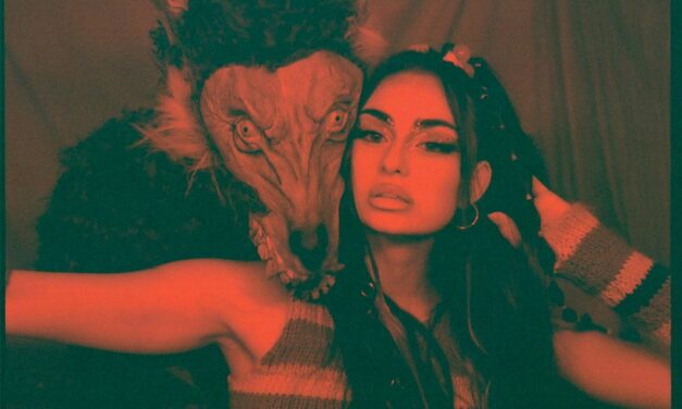 Adriana Proenza nos descubre su identidad musical a través de ‘SALUT’