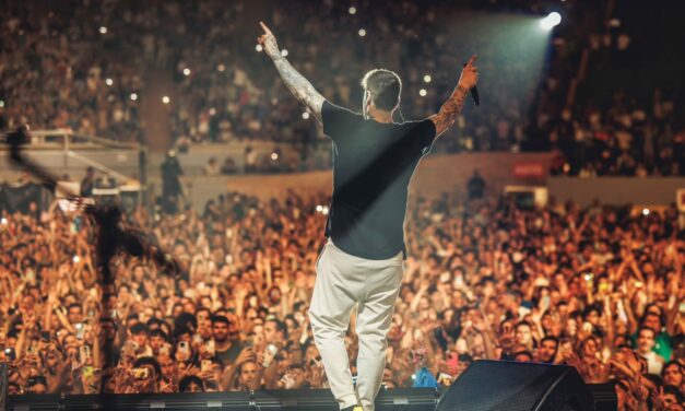 Melendi arrasa Rivas con un concierto memorable en su gira ‘20 Años Sin Noticias’