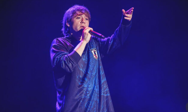 Paulo Londra nos pone a bailar con el merengue ‘Recién soltera’