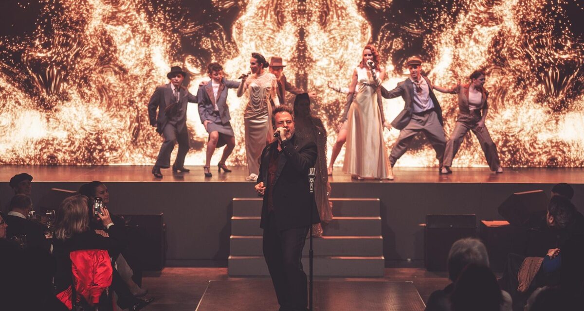 Gerónimo Rauch interpreta a Jean Valjean en la gira mundial de Les Misérables: The Arena Spectacular, con función en Japón