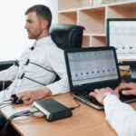 Cómo funciona un detector de mentiras y en qué casos se utiliza hoy