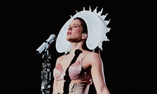 Rosalía llena de ‘LUX’ el Movistar Arena