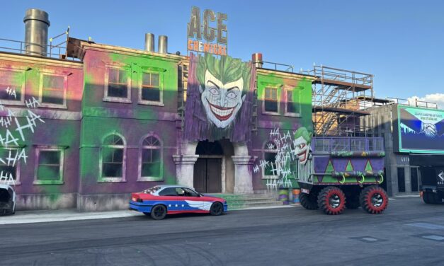 Parque Warner Madrid estrena su nuevo espectáculo: así es ‘DC Super-Villains Stunt Show’
